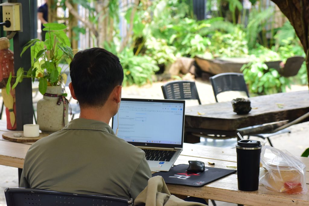 IT Support For Remote Teams 2 pexels soc nang d ng 2150345854 37248282